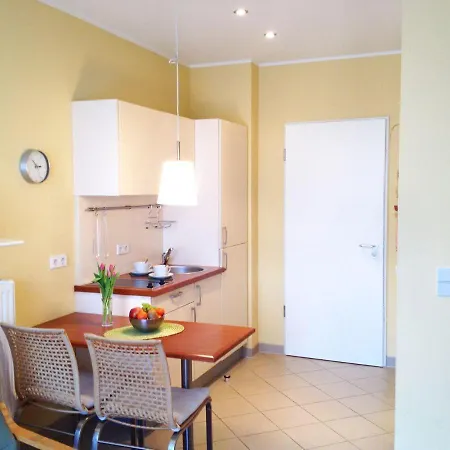 Strandlaeufer 112 * Granzow