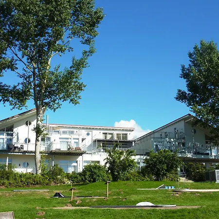 Strandlaeufer 112 *